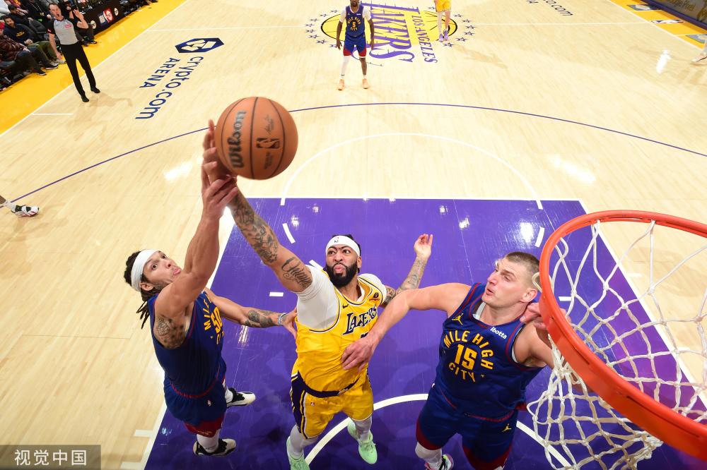 起到了决定 起到了决定