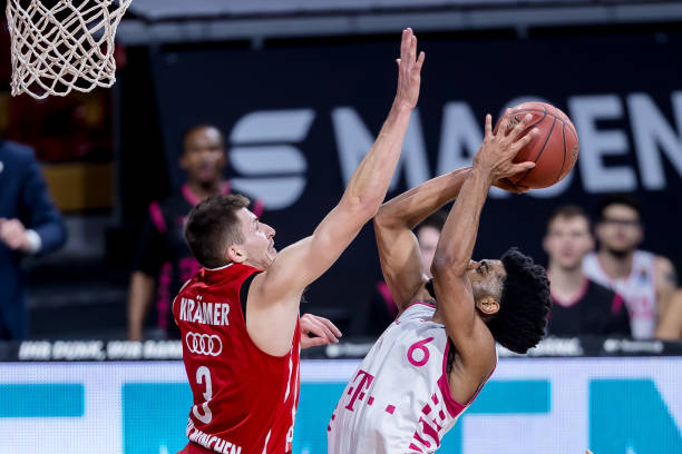 保持高水准 保持高水准