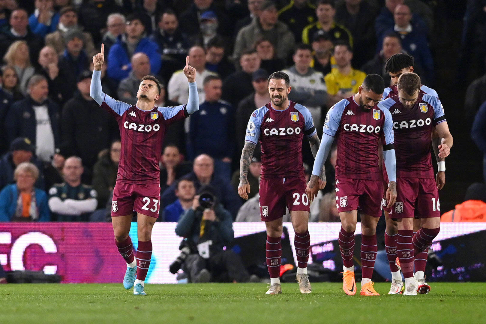 攻正是得益 攻正是得益