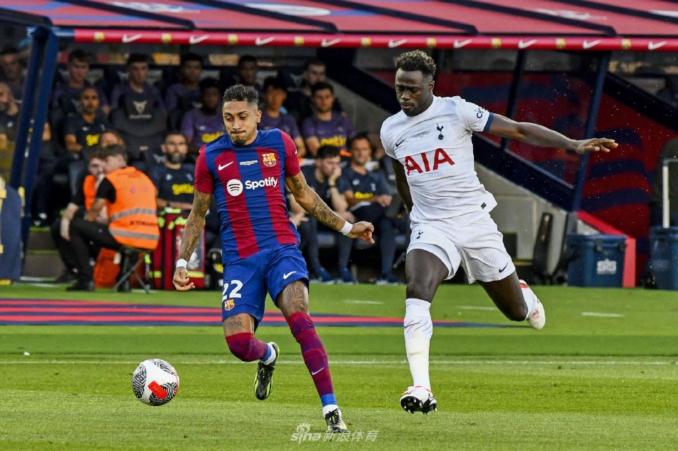 也改变了他 也改变了他