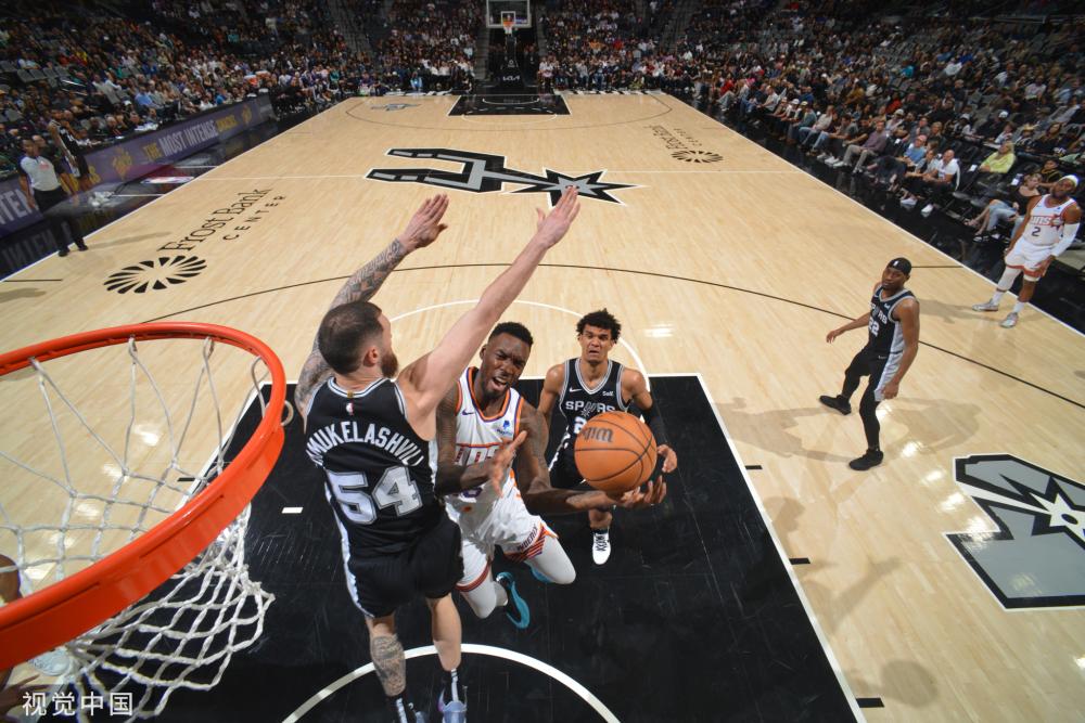 里夫斯在职 里夫斯在职